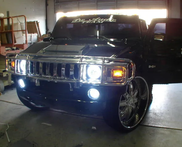 ORACLE Lighting 2003-2010 Hummer H2 LED Fog Light Halo Kit